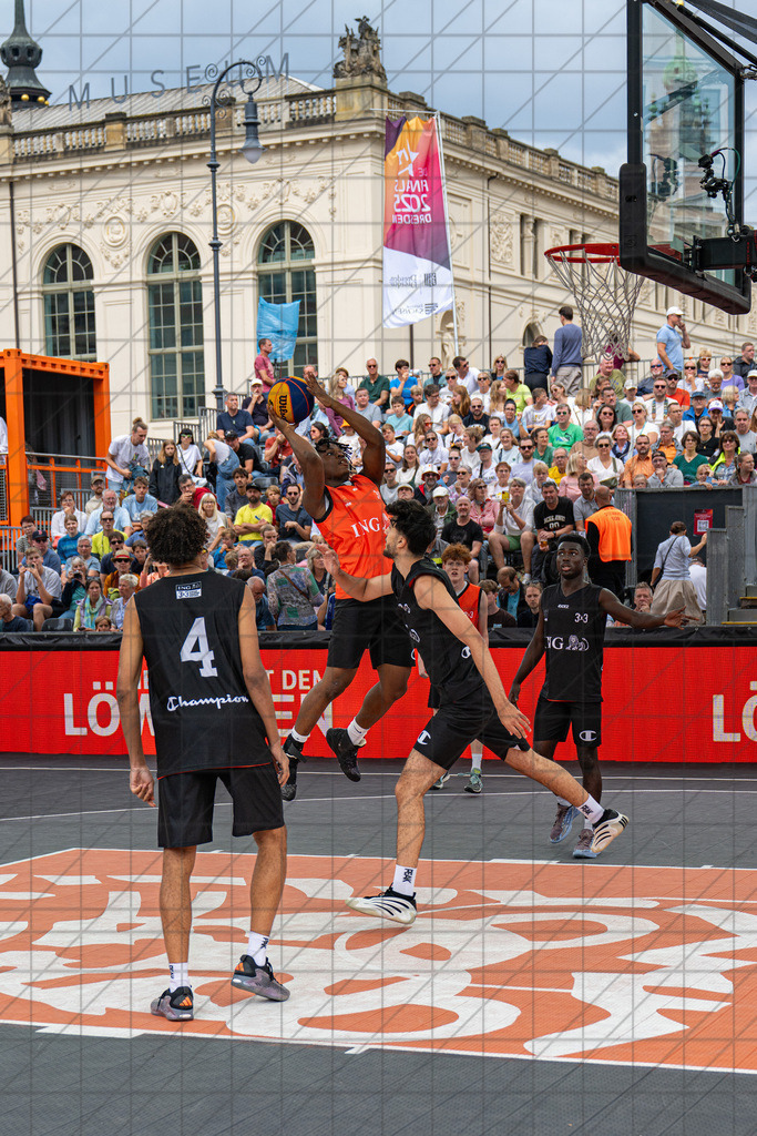 DIE FINALS 2025 | Dt. Meisterschaft 3x3   | //  03.08.25: DIE FINALS 2025 | Dt. Meisterschaft 3x3   / Dresden / Deutschland  //   CREDIT:www.bullenfotos.de, Martin König, Hörner Weg 40, D-49078 Osnabrück, +4917663732967 // Nutzung und Weitergabe nur zu den vereinbarten Zwecken. Presseanfragen an Ersteller. Alle Rechte beim Ersteller. Honorierung nach MFM. - Realisiert mit Pictrs.com