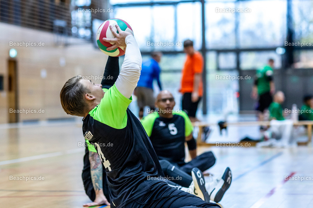2024-00111448-3-Icke-Cup-Berlin |  16.11.2024; Berlin Foto: Gerold Rebsch - www.beachpics.de