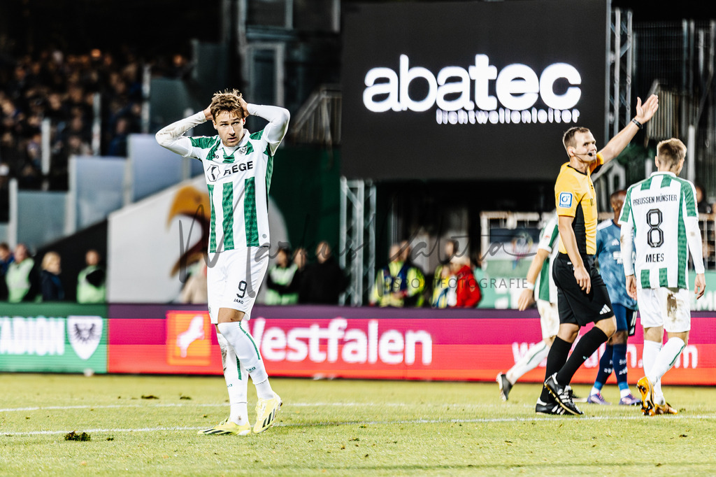 2. Bundesliga, Saison 2024/25, 7. Spieltag: SC Preußen Münster - FC Schalke 04 | Münster, 28.09.2024: 2. Bundesliga, 7. Spieltag, SC Preußen Münster gegen FC Schalke 04 im LVM-Preußenstadion in Münster. Foto: sportfotografie.ms | Markus Paletta - Realisiert mit Pictrs.com