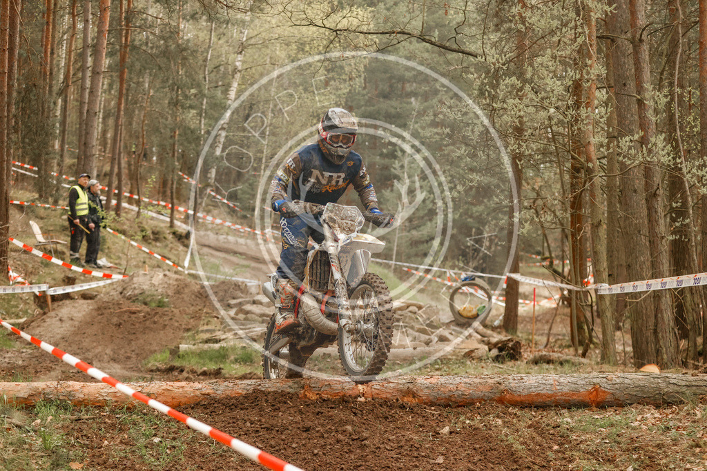 2TaktLauf1-419 | koppe-media - Realisiert mit Pictrs.com