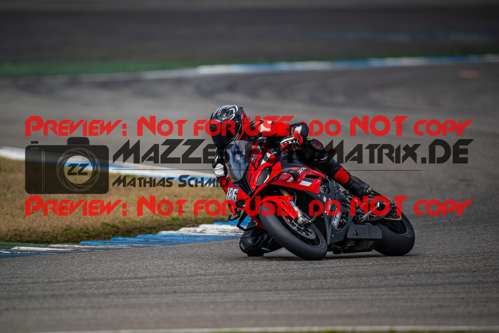 MaZZes_Fotomatrix_20240316_6007705_7760 | Fotograf Mathias Schmid
Sportfotograf,
Eventfotograf,
Hochzeitsfotograf,
Portraitfotograf