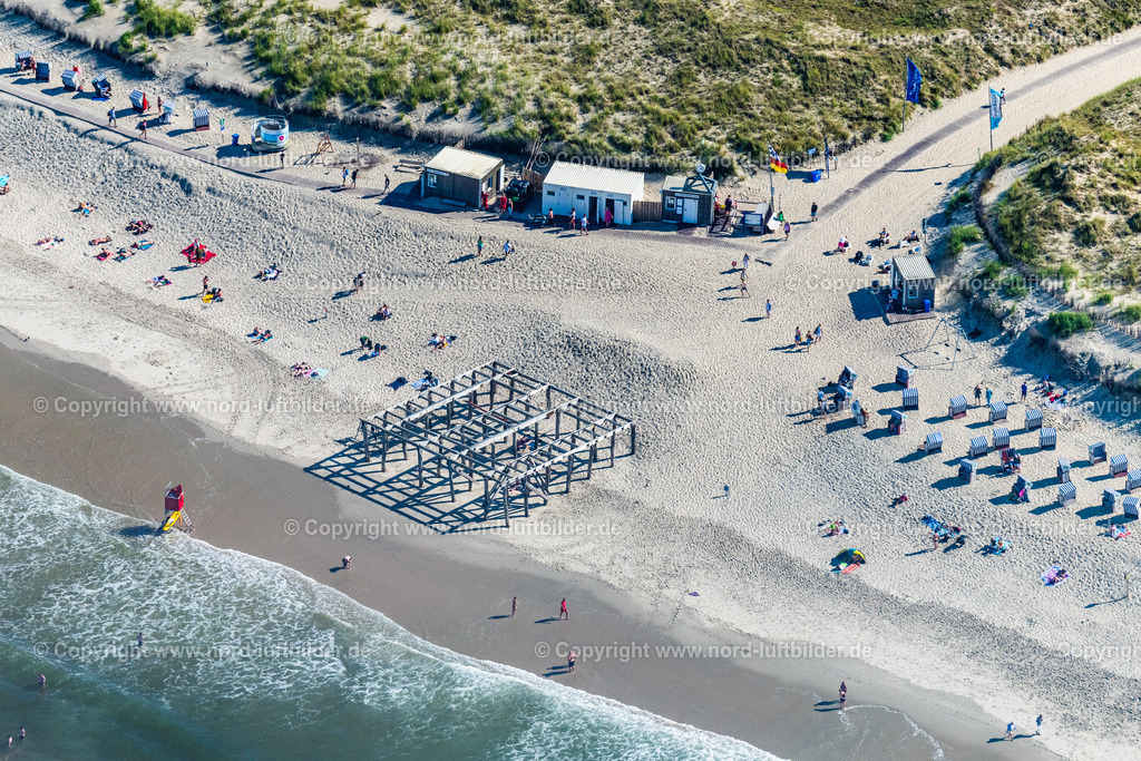 Norderney_Strand_Standkörbe_Bernachtungsstrandkörbe_ELS_8088050923 | NORDERNEY 05.09.2023 Sandstrand- mit Strandkörben am Nordstrand auf der Insel Norderney im Bundesland Niedersachsen, Deutschland. // Sandy beach with beach chairs on the northern beach on the island of Norderney in the state of Lower Saxony, Germany. Foto: Martin Elsen