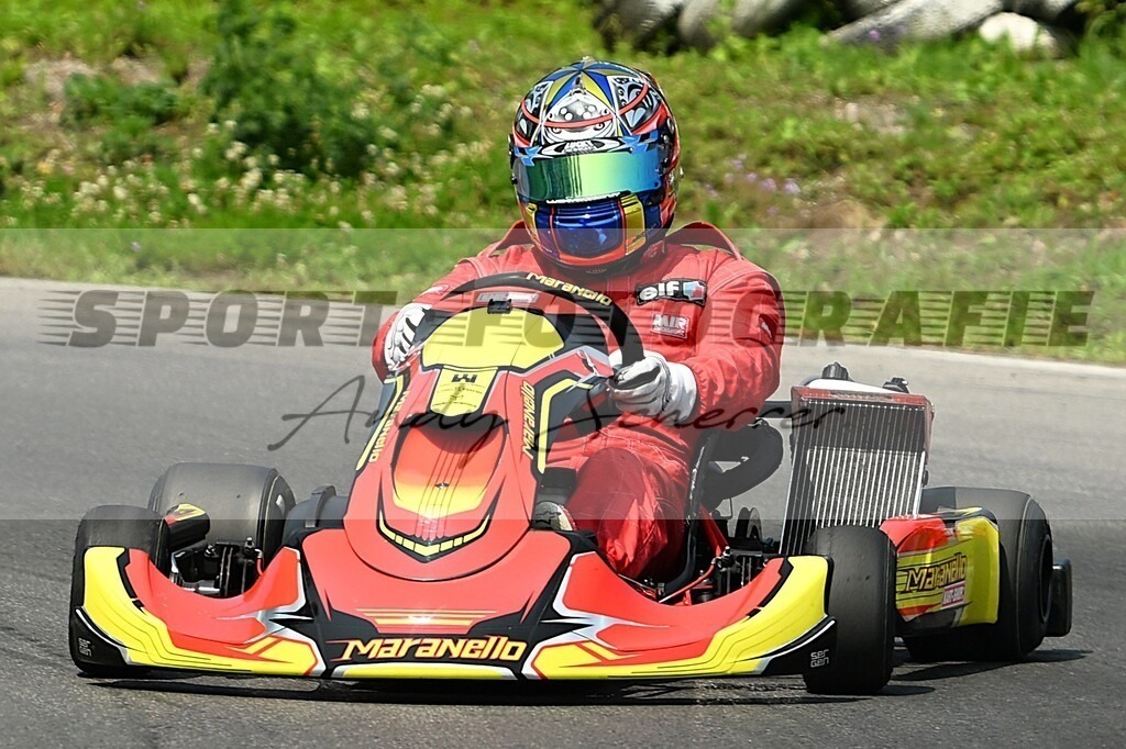 aaDSC_9736 | Kaufen Sie Sportbilder im Onlineshop von Andy Scherrer Sportfotografie. Faszinierende Bilder von Sportevents aus der ganzen Schweiz. Fussball, Frauenfussball, Unihockey, Handball, Schwingen und weiteren Sportarten. - Realisiert mit Pictrs.com