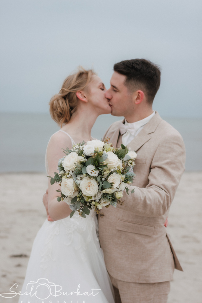 20251205-IMG_7819 | Authentische, natürliche und emotionale Fotoshootings auf der Nordseeinsel Föhr. Als Fotografin halte ich deine schönsten Momente in einzigartigen Neugeborenen-, Familien-, Paar- und Einzelshootings fest. Jetzt einen Termin vereinbaren!