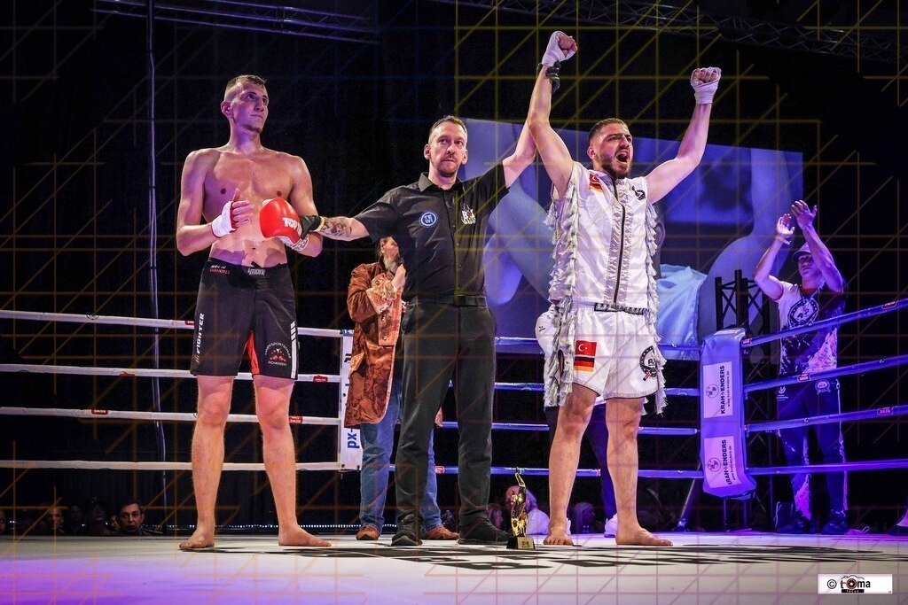 BoB 2026 Demir vs. Minich-34 | professionelle Sport- und Eventfotografie von Tomafocus – dynamische Bilder, emotionale Momente und hochwertige Aufnahmen für jeden Anlass. - Realisiert mit Pictrs.com