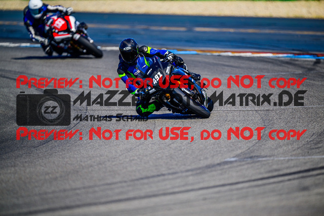 MaZZes_FotoMatrix_240520_6007705_8355 | WEISS