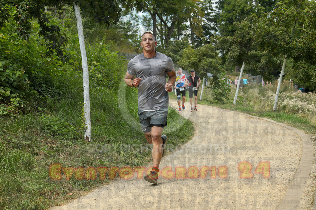 250824_1415_EX1_5560 | Sportfotografie im Rhein-Sieg Kreis, Köln, Bonn, NRW, Rheinland Pfalz, Hessen, etc. Unser Tätigkeitsfeld umfasst den Laufsport vom Volkslauf über den Marathon, Duathlon, Triathon bis zum Ultralauf wie Kölnpfad Ultra oder Schindertrail.