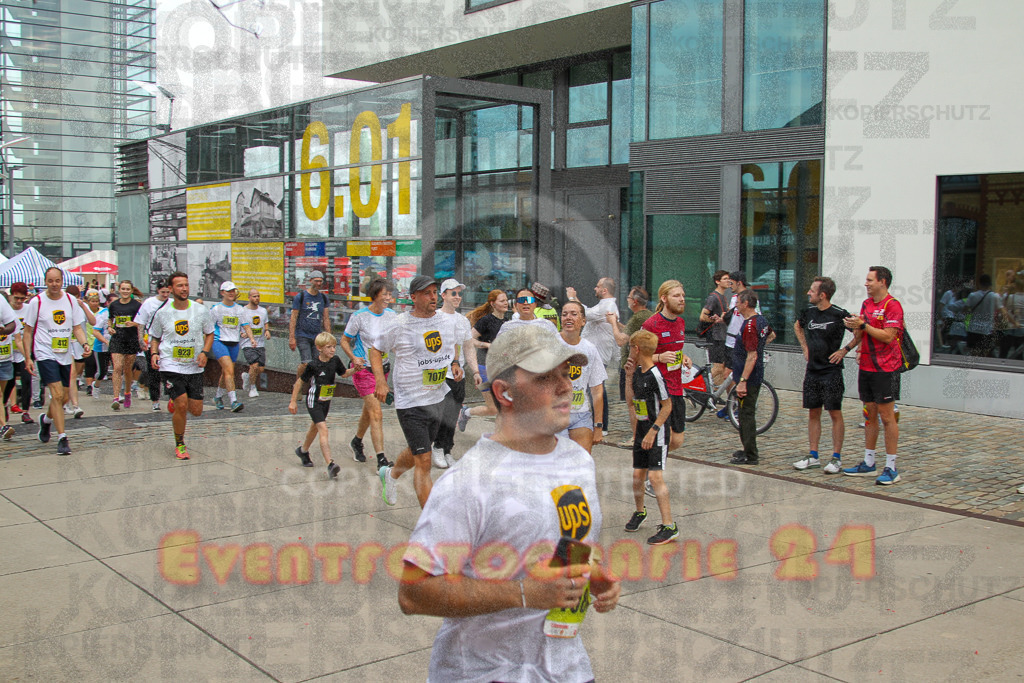 250920_1302_EV4_5114 | Sportfotografie im Rhein-Sieg Kreis, Köln, Bonn, NRW, Rheinland Pfalz, Hessen, etc. Unser Tätigkeitsfeld umfasst den Laufsport vom Volkslauf über den Marathon, Duathlon, Triathon bis zum Ultralauf wie Kölnpfad Ultra oder Schindertrail.