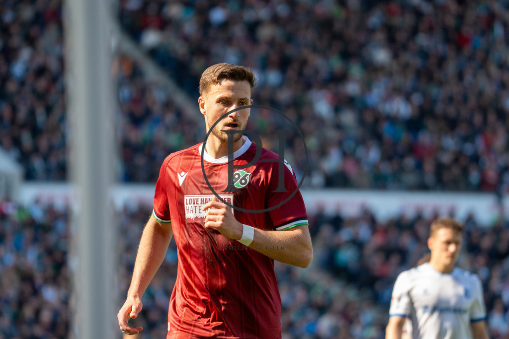 Hannover 96 vs 1. FC Magdeburg – 2. Bundesliga – 29.03.2025 | Szene aus dem 2. Bundesliga-Spiel des 27. Spieltags zwischen Hannover 96 und dem 1. FC Magdeburg am 29. März 2025 in der Heinz von Heiden Arena in Hannover. Endstand: 0:0. Fotografiert von Philipp Heist. - Realisiert mit Pictrs.com