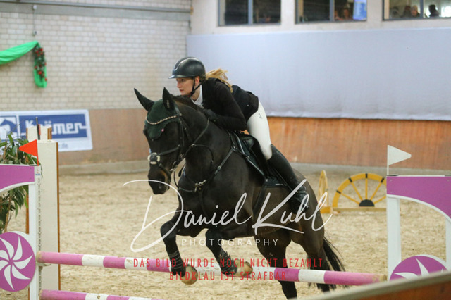 IMG_0598 | Turnierfotos kaufen im Webshop von Daniel Kuhl Photography – entdecke professionelle Reitsportfotos aus Turnieren & Events. Hochwertige Turnierbilder online bestellen & sichern. Jetzt Fotos von Reitsportturnieren kaufen!