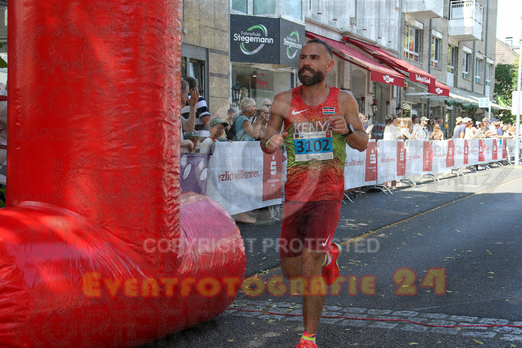 250621_1136_EX1_3695 | Sportfotografie im Rhein-Sieg Kreis, Köln, Bonn, NRW, Rheinland Pfalz, Hessen, etc. Unser Tätigkeitsfeld umfasst den Laufsport vom Volkslauf über den Marathon, Duathlon, Triathon bis zum Ultralauf wie Kölnpfad Ultra oder Schindertrail.
