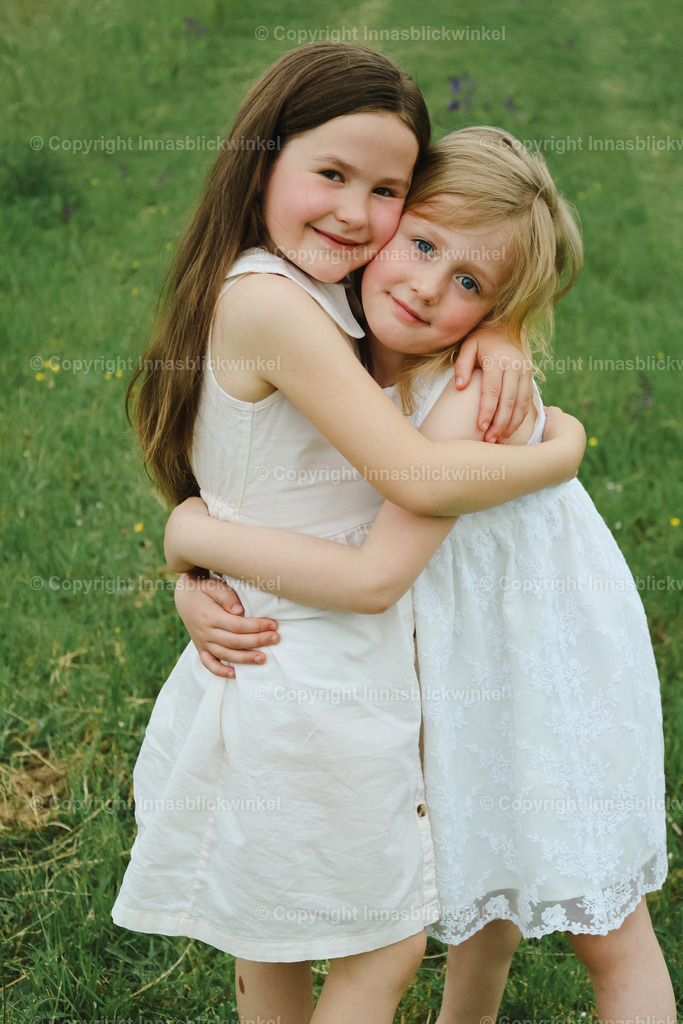 23 | Outdoor Fotografie. Kinder- Familien und Portraitfotografie. Natürliche lebendige Fotos draußen an einer Location deiner Wahl. 
