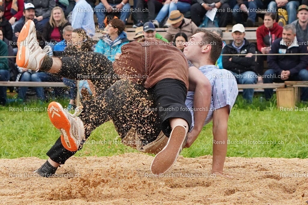 9 | René Burch leidenschaftlicher Fotograf aus Kerns in Obwalden.  Hier finden sie Sport, Landschaft und Natur Fotografie.
 - Realisiert mit Pictrs.com