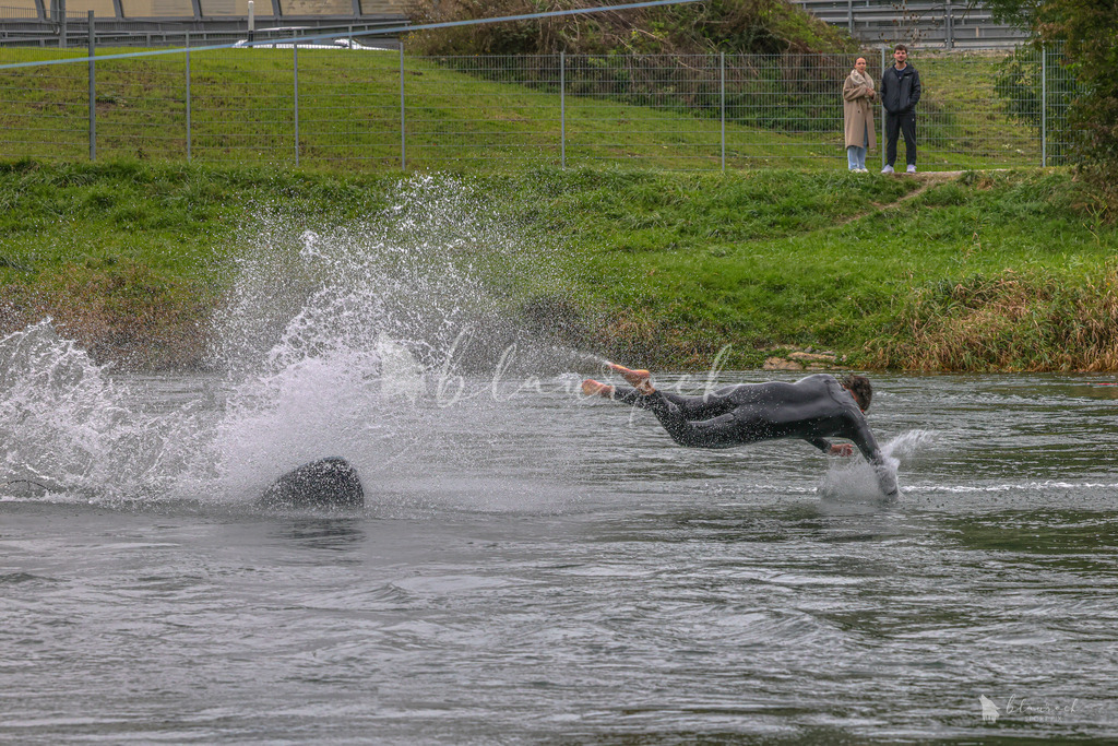 Closing Surf 2024 - 13. October 2024 | Closing Surf 2024Limmat, ZürichBild: Waltraud Blaurock | Blaurock Pix