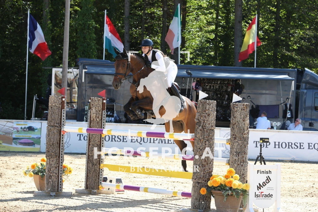 PP012851 | Willkommen bei Brunnmayr - Design & Fotografie – Ihrem Spezialisten für Reitturniere und Pferdeveranstaltungen in Oberösterreich, Salzburg und Bayern! Seit über 17 Jahren sind wir leidenschaftlich dabei.