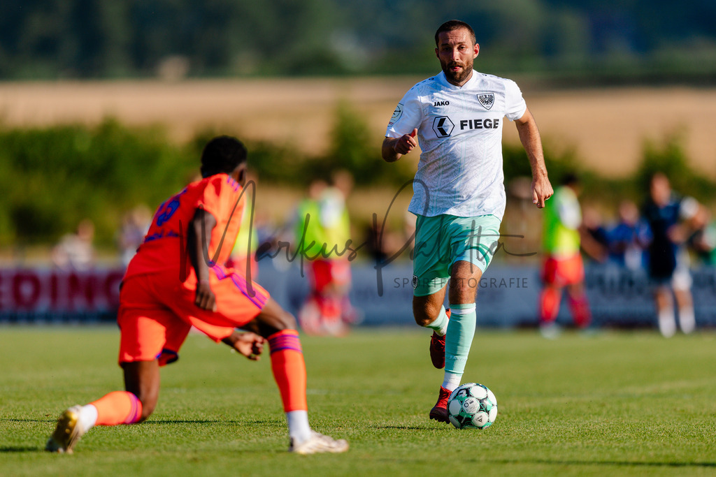 Testspiel, Saison 2026/27: SC Preußen Münster - Kickers Emden | Billerbeck, 10.07.2026: Testspiel, SC Preußen Münster gegen Kickers Emden auf der Anlage des DJK Billerbeck in Billerbeck. Foto: sportfotografie.ms | Markus Paletta - Realisiert mit Pictrs.com