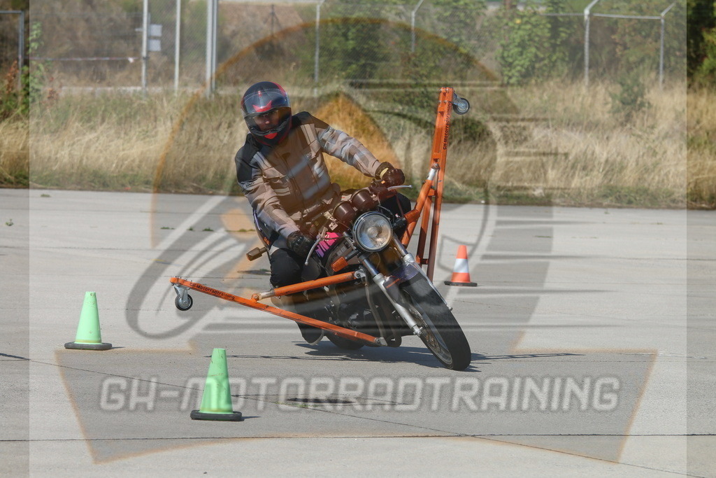 IMG_3585 | gh-motorradtraining-foto.de - Realisiert mit Pictrs.com