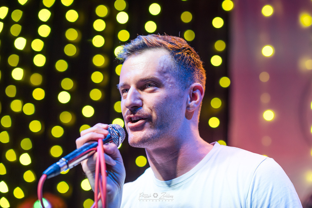 HopOn-Zöchling (48 von 104) | Mein Name ist Patrick Zöchling. Auf dieser Website siehst Du meine Projekte als Fotograf und kannst Dir Deine Fotos in Galerien ansehen und herunterladen. Über einen Webshop kannst Du Bilder ausarbeiten, auf T-Shirt drucken usw. - Realisiert mit Pictrs.com