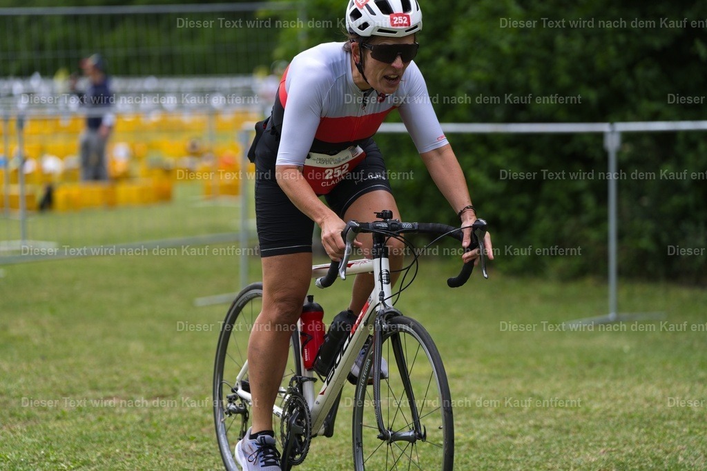 triathlon_wuerzburg_r_2026_06_14-597 | Shop für Fotos von Sportevents z.B. Obstacle Course Racing, OCR, Triathlon, Trail Run und MTB - Realisiert mit Pictrs.com