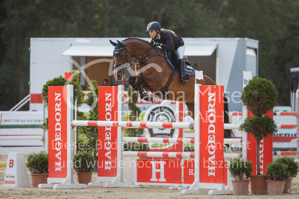 220728_BHO_ST_M1-Spr_2-830 | Deine schönsten Turniermomente als professionelle Fotos! Entdecke hochwertige Pferdesport-Fotografie im Online-Shop. Jetzt Fotos finden & bestellen!