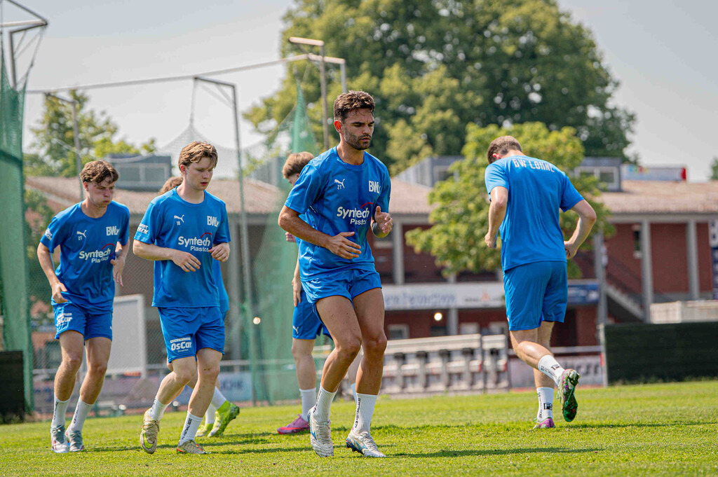 Fußball I Herren I Saison 2026-2027 I Trainingauftakt BW Lohne  I 28761 | jns.sportfotos - Realisiert mit Pictrs.com