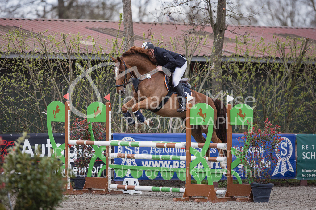 230411_Mühlen_03SprPf-L-392 | Deine schönsten Turniermomente als professionelle Fotos! Entdecke hochwertige Pferdesport-Fotografie im Online-Shop. Jetzt Fotos finden & bestellen!