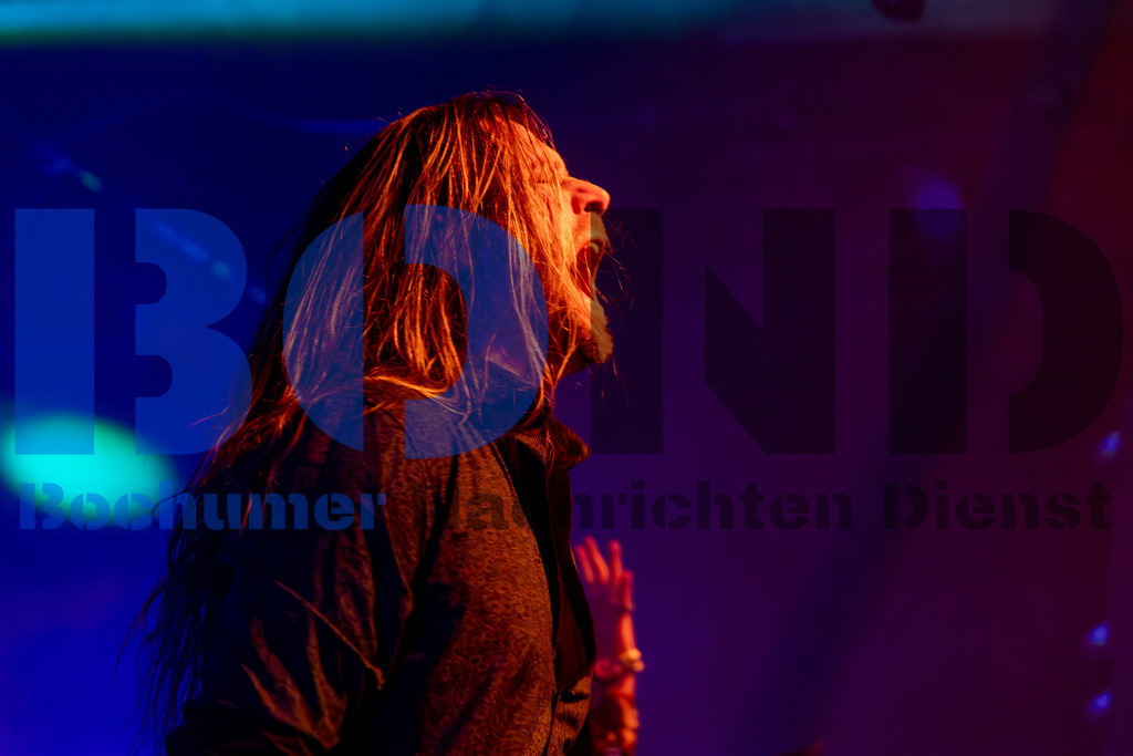 SES_NURDIO20250102-70 | bond - Realisiert mit Pictrs.com