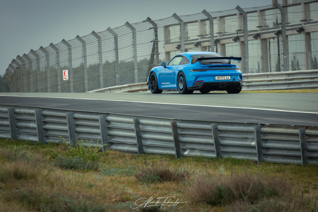 R6AT1155 _Alexander Tschuncky | Entdecken Sie die faszinierende Welt von Alexander Tschuncky Arts: Kreative Fotografie, atemberaubende Automobilkunst und hochwertiger Bilderdruck. Lassen Sie sich inspirieren! - Realisiert mit Pictrs.com