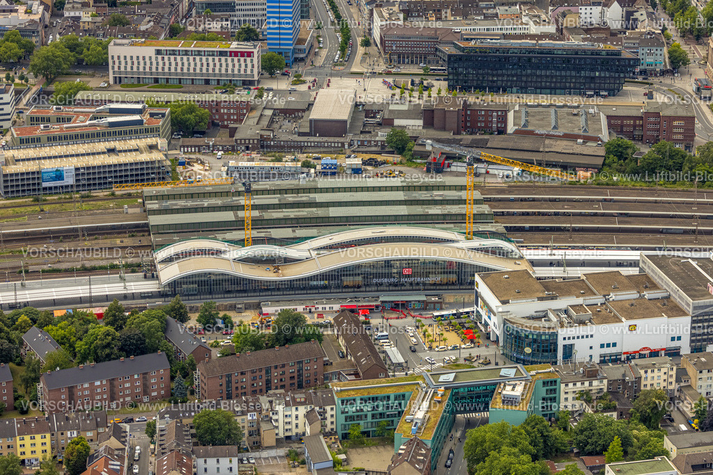 Duisburg240705099-Mitte | Luftbild, Hauptbahnhof Hbf Deutsche Bahn AG, Großbaustelle Hauptbahnhof Gleishalle und Vorplatz Ost, Stadtmitte City Ansicht, Neudorf-Nord, Duisburg, Ruhrgebiet, Nordrhein-Westfalen, Deutschland