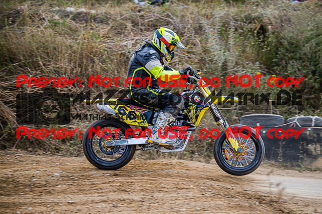 MaZZes_FotoMatrix_220813_5525 | UE40