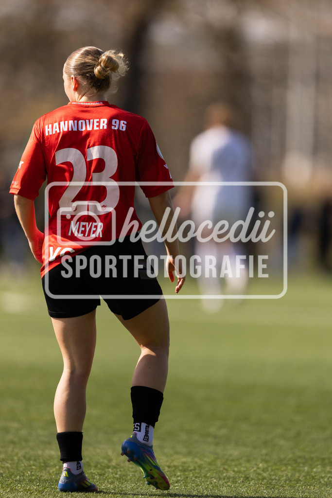 Fußball I Frauen I Saison 2025-2026 I Regionalliga Nord I 16. Spieltag I Hannover 96 - SpVg Aurich-47 | realhellocedii - Realisiert mit Pictrs.com