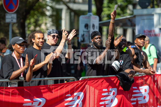 20240901_NSZ_4533_1 | DEU, Düsseldorf, 01.09.2024 Kö-Meile  - Realisiert mit Pictrs.com