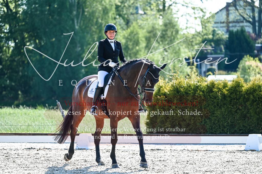 20230513_JK-Röhrsdorf-10-0086 | Pferde- und Turnierfotografie in Westsachsen. Pferdeportraits, Auftragszeichnungen und intuitive Kunst.