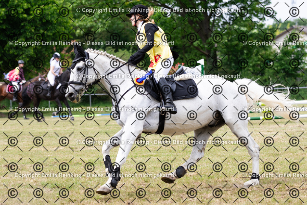 CL5A8083 | Emilia Reinking Fotografie - Realisiert mit Pictrs.com