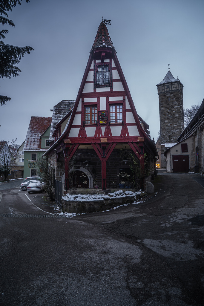 DSC08226 | Rothenburg ob der Tauber. Nur hier gibt es Exklusive und passend zur Jahreszeit Ihr Wandbild, T-Shirt, Tasse und alles was das Rothenburg Herz begehrt. - Realisiert mit Pictrs.com
