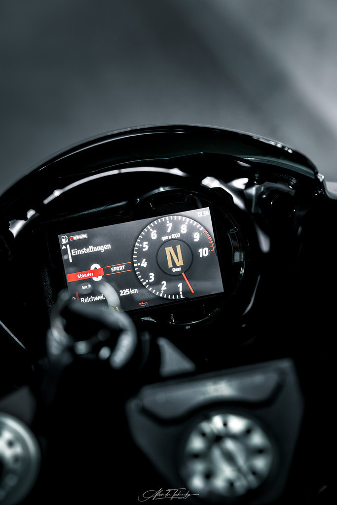 Ducati Scramber Formula 73 | Entdecken Sie die faszinierende Welt von Alexander Tschuncky Arts: Kreative Fotografie, atemberaubende Automobilkunst und hochwertiger Bilderdruck. Lassen Sie sich inspirieren! - Realisiert mit Pictrs.com