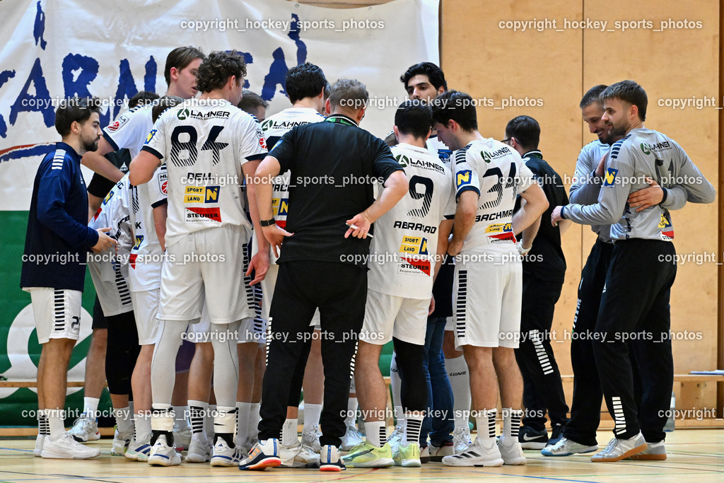 SC Ferlach vs. roomz JAGS Vöslau | Jags Vöslau Mannschaft, SC Ferlach vs. roomz JAGS Vöslau, SC Ferlach vs. roomz JAGS Vöslau am 08.11.2025 in Ferlach (Ballspielhalle Ferlach), Austria, (Photo by Bernd Stefan)