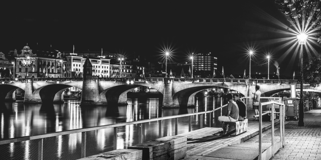 Mittlere Rheinbrücke, Basel | Schöne Fotografien aus der Stadt und der Natur zum bestellen oder selber hochladen. Druck auf Foto, Postkarte, Kalender, FineArt Hahnemühle, Alu-Dibond , Akustikbilder zur Absorption von Schall und Lärm etc. - Realisiert mit Pictrs.com