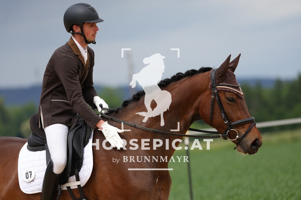 0P6A3495 | Willkommen bei Brunnmayr - Design & Fotografie – Ihrem Spezialisten für Reitturniere und Pferdeveranstaltungen in Oberösterreich, Salzburg und Bayern! Seit über 17 Jahren sind wir leidenschaftlich dabei.