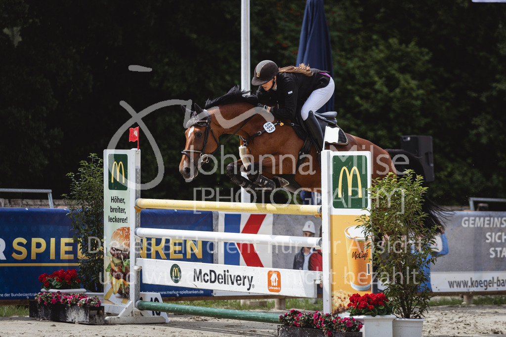 240712_BHO_ZweiPh-M2-1-534 | Deine schönsten Turniermomente als professionelle Fotos! Entdecke hochwertige Pferdesport-Fotografie im Online-Shop. Jetzt Fotos finden & bestellen!