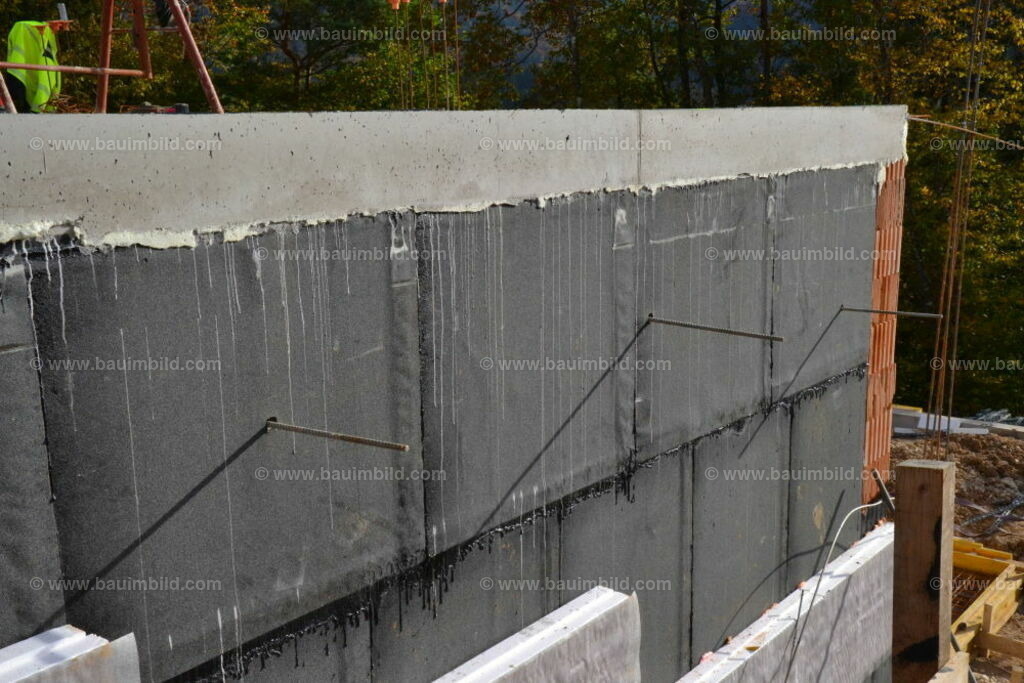 bib-lg04-betonarbeiten-0379 | Nach LV-Leistungsgruppen sortierte Detailfotos über den Bau eines Hauses. Alle Hausbau-Bilder direkt vom Urheber und Autor der Website Haus-Selber-Bauen.com