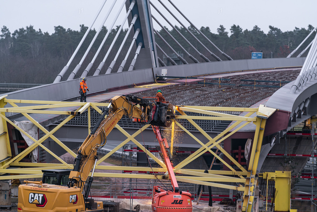 2024-12-12_J1_A6_Abbruch_077 | Luftbild, Drohne, Multicopter, Bayern, Luftbilder, Luftbildshop, Jan R. Schäfer, aerialphotography, Abzüge, Luftaufnahmen, J1-Luftbild, J1-Fotografie und Luftbildservice, Würzburg, fineart, Abzüge, Drucke, Glasdruck - Realisiert mit Pictrs.com