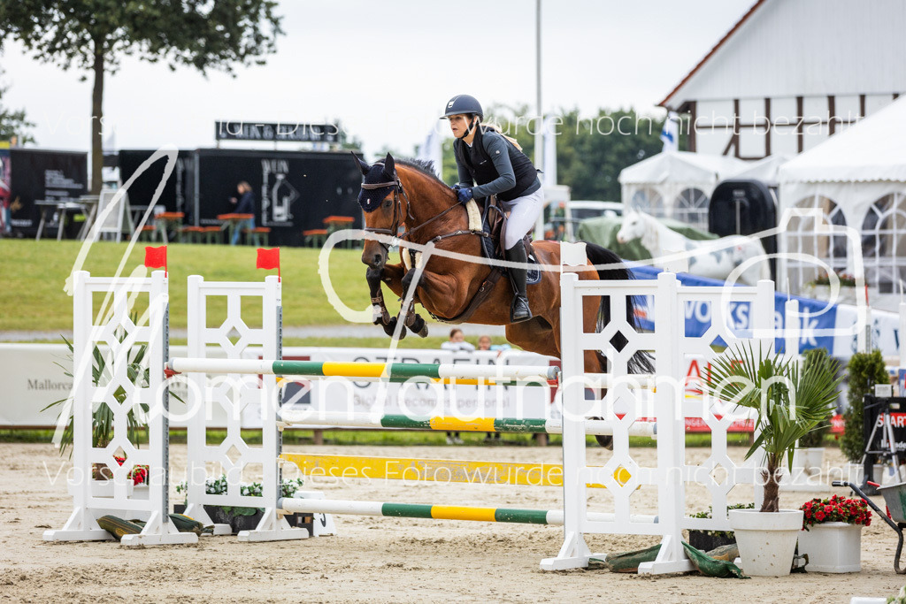 BHO-2PhSpr-M-167 | MomenTaufnahmen Pferdesportfotos