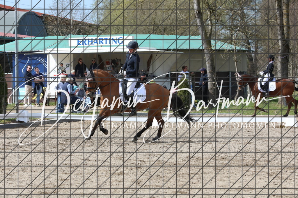 AZ2A3601 | Benjamin Bartmann Photomoments