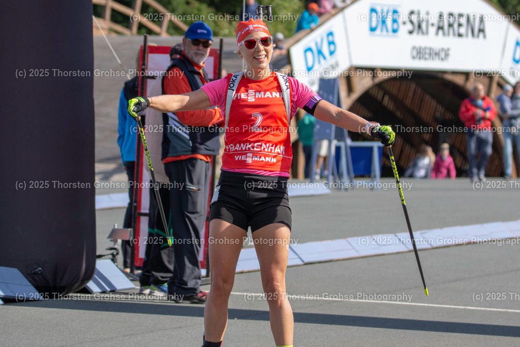 Deutsche Meisterschaften Biathlon 2018 | Deutsche Meisterschaften Biathlon 2018, Massenstart Frauen am 15.09.2018 in der DKB SKI ARENA in Oberhof, (Deutschland)

Bild: Karolin Horchler vom WSV Clausthal-Zellerfeld / BwB (2) - Realisiert mit Pictrs.com