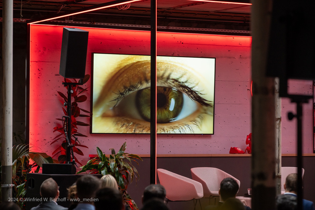 wwb_2092 | <Fotografie> <Video> <Film> <Winfried Bischoff> - Realisiert mit Pictrs.com