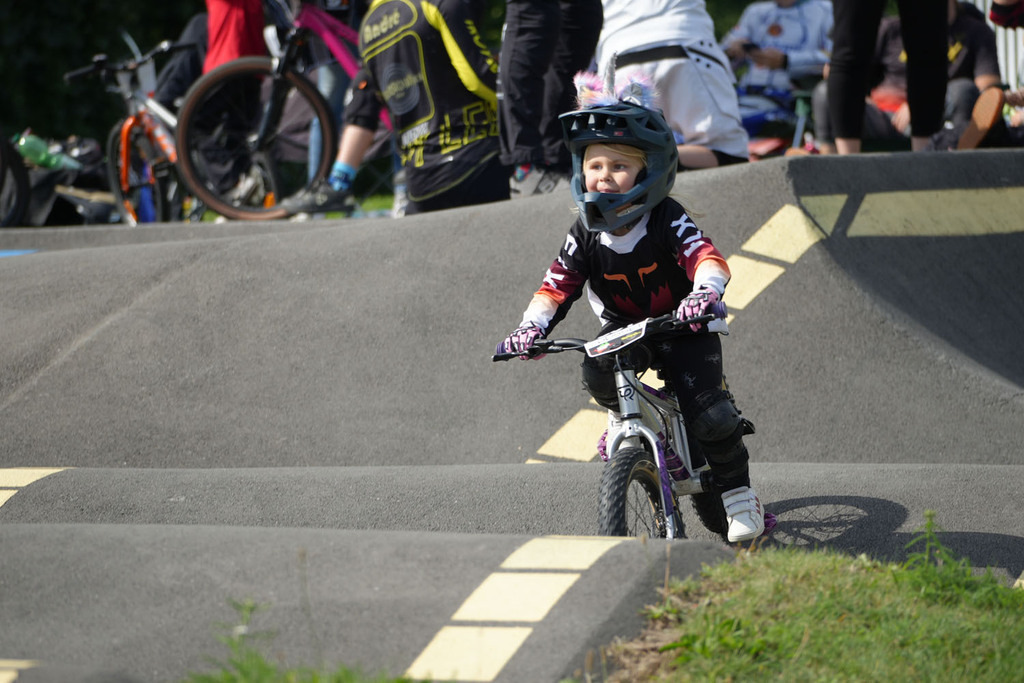 Startnr-301-Malia_Auer-DSC00377 | German Pumptrack Series - Realisiert mit Pictrs.com
