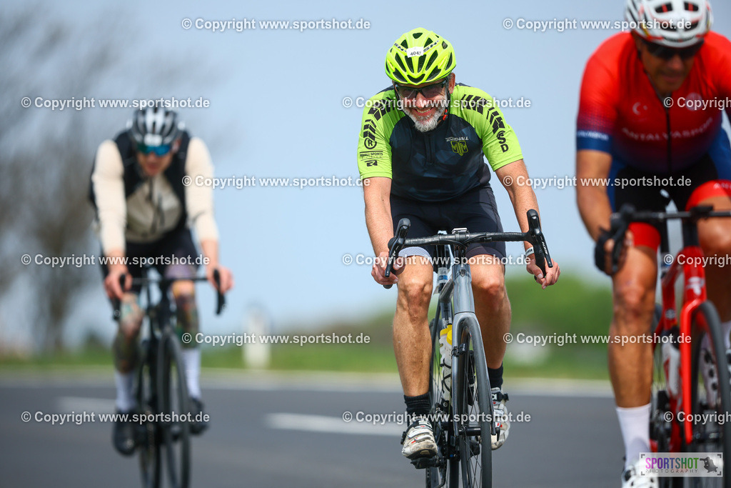 276_TRA56403 | Neusiedlersee Radmarathon 2026@sportshot_your_pictrs #yourpictures#roadtowm2029 #nrm #neusiedlerseeradmarathon #neusiedlersee #neusiedlerseetourismus #burgenland #mörbisch #nrm26 #burgenlandtourismus #voglundco #poweredbyburgenlandtourismus #radsport #rad #marathon #ucigranfondo #visitburgenland #ucigranfondoworldseries
