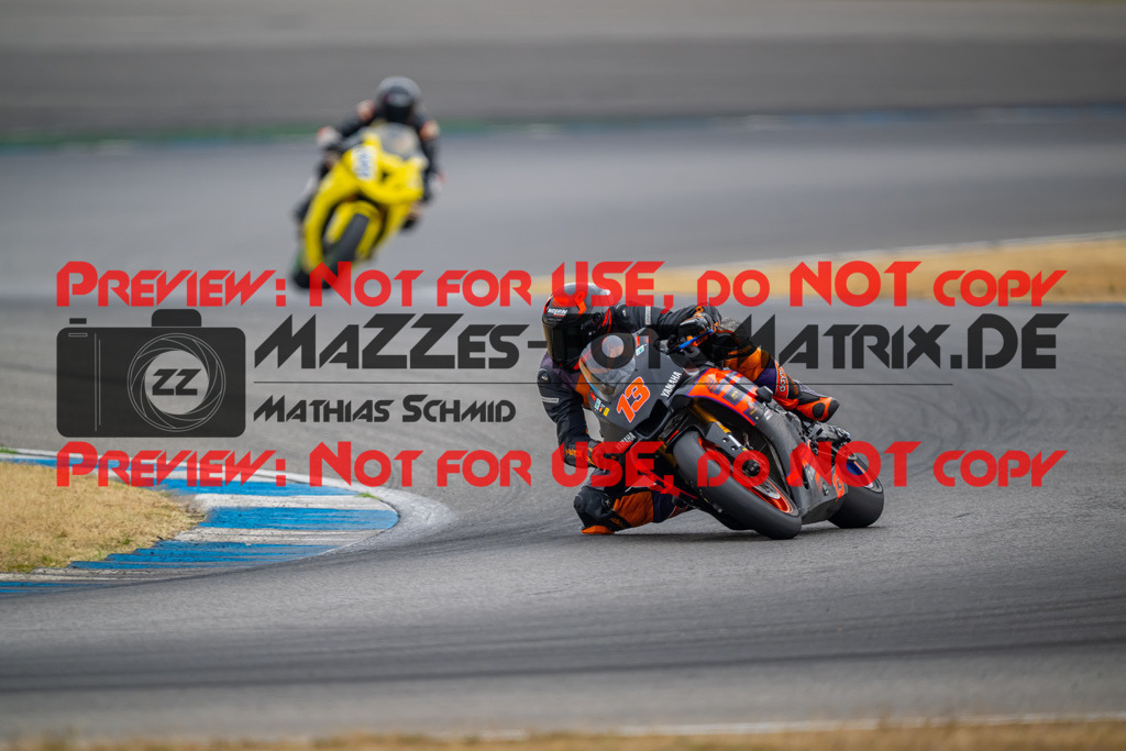 MaZZes-Fotomatrix-20260809-580467 | R1