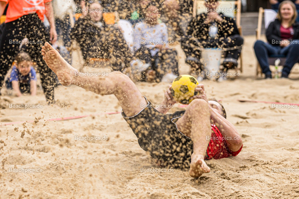 2025-200083468-Strandvölkerball-WM |  24.08.2025; Berlin Foto: Gerold Rebsch - www.beachpics.de